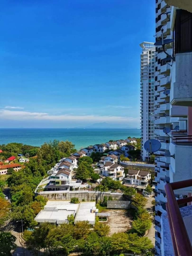 Airbnb @ Batu Ferringhi Beach Exterior foto